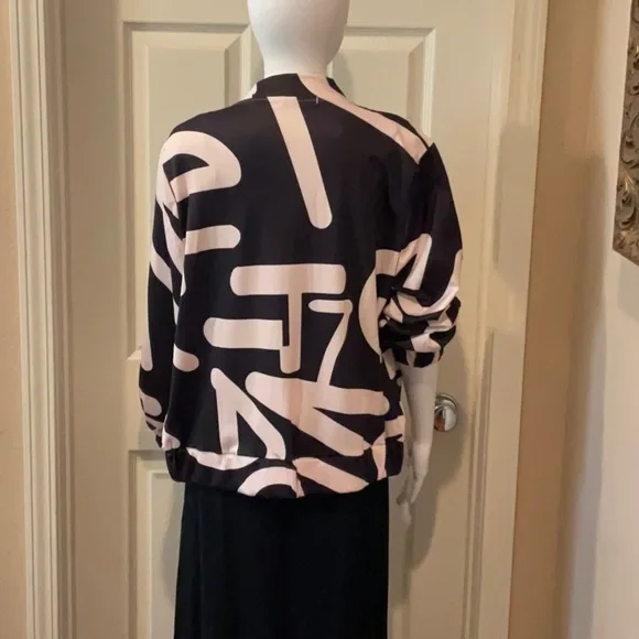 Letter print long sleeve zip up jacket. - Picture 4 of 6